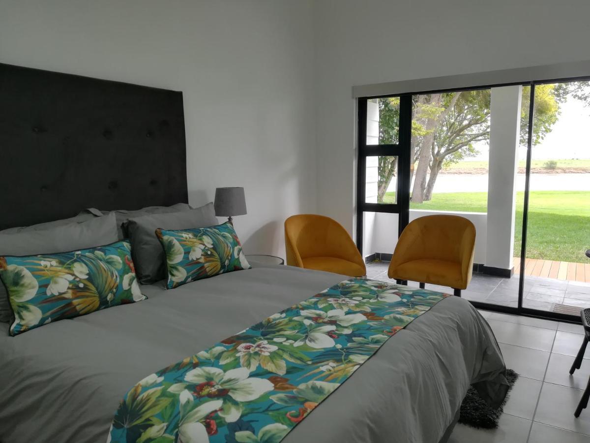 The Gamtoos Ferry Hotel Jeffreys Bay Extérieur photo