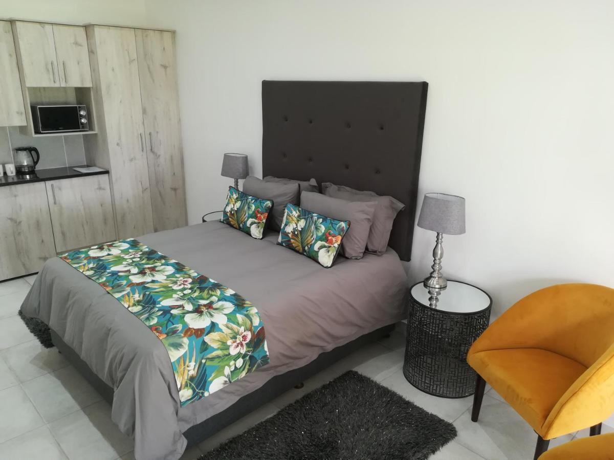 The Gamtoos Ferry Hotel Jeffreys Bay Extérieur photo