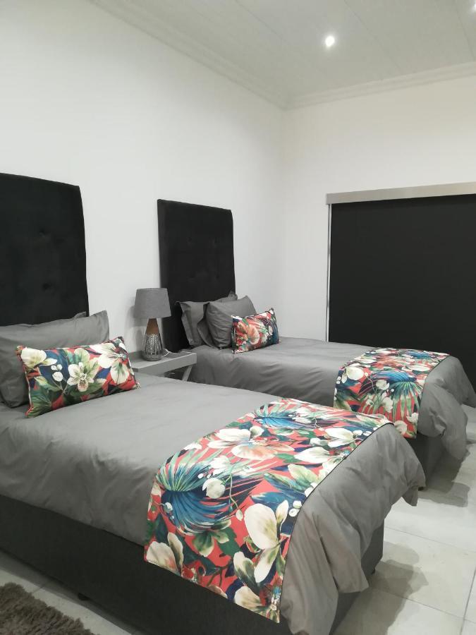 The Gamtoos Ferry Hotel Jeffreys Bay Extérieur photo